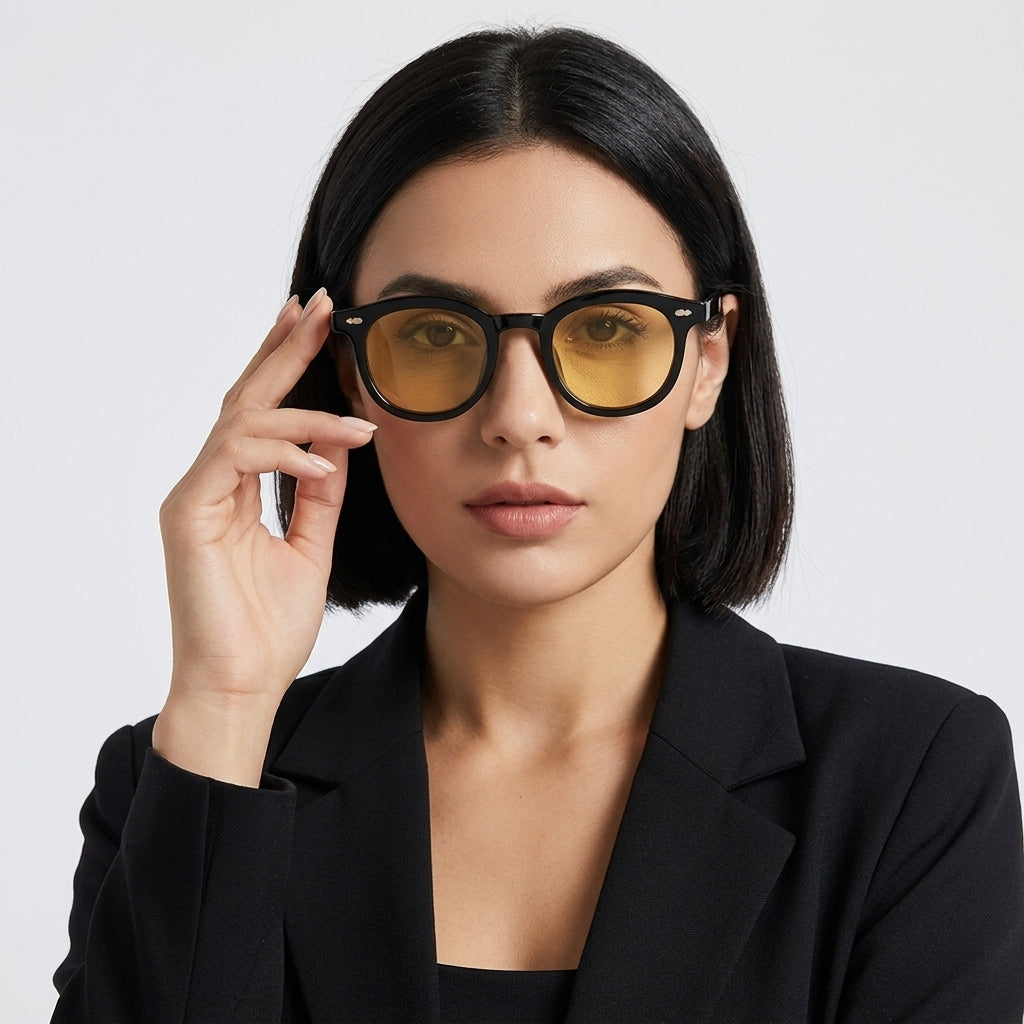 c4 black frame light orange slices
